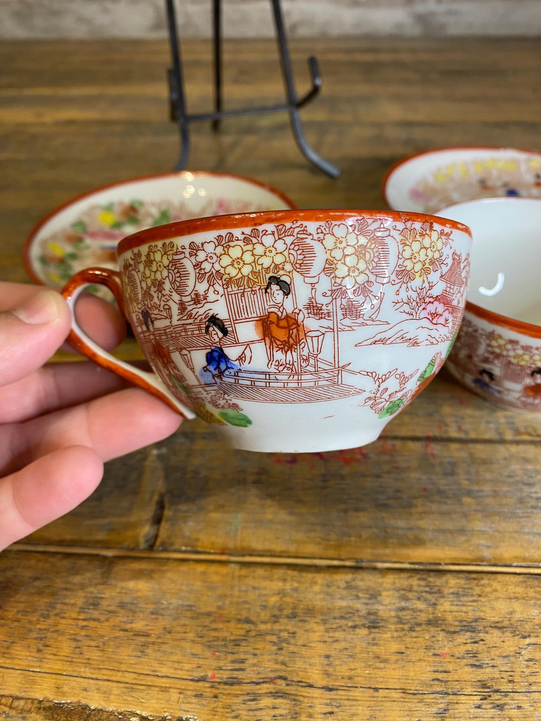Antique Set of 2 Hand Painted Japanese Taisho Era Nakashima