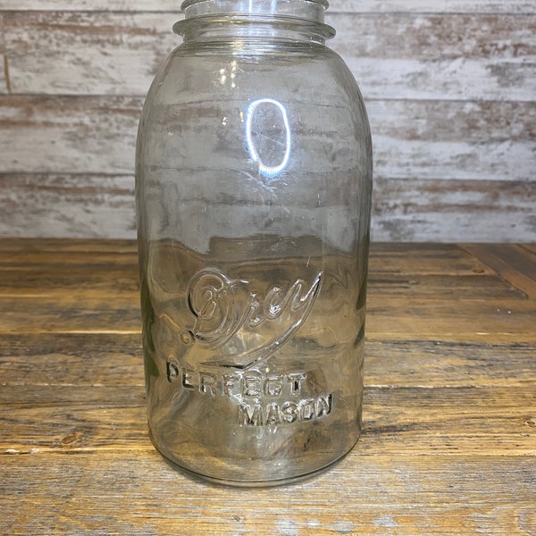 Drey Vintage Antique 56 Oz Mason Glass Canning Jar