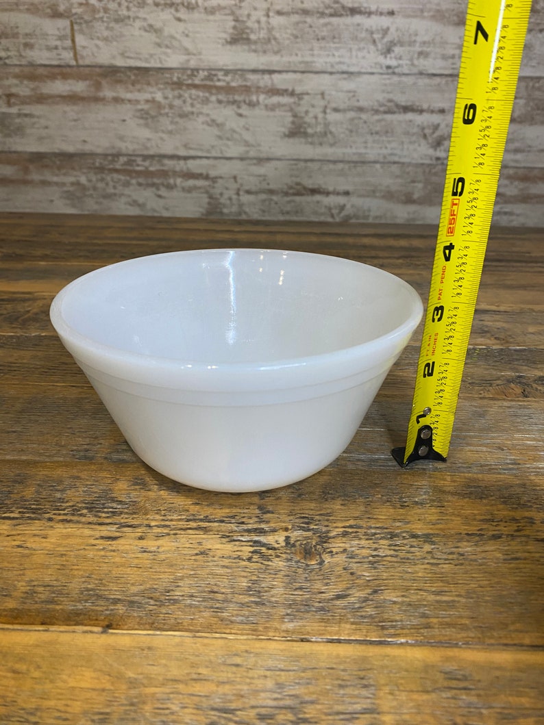 Set of 2 Vintage Milk Glass Mixing Bowls Federal Glass White Etsy