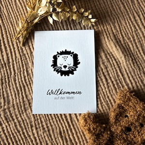 « Bienvenue au monde » – carte postale de naissance avec motif lion, carte de naissance noir et blanc, parfaite comme cadeau de naissance