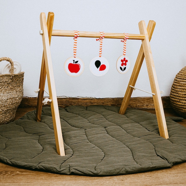 Holz Anhänger Kontraste 3er Set Rot Geschenk zur Geburt Montessori Baby Geschenk Spielbogen Baby Gym Neugeborene Geschenk Säugling Sensorik