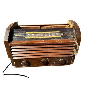 RCA Victor Tube Radio Wood AM Tabletop Vintage 1940s No Tested Parts Repair