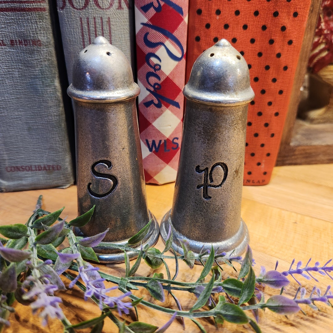 Wilton Armetale Pewter Salt and Pepper Shakers Etsy