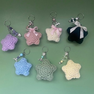 Regular sized Star keychains!
