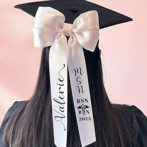RN GRAD CAP Topper Coquette Bow 2-in-1 Customized Gift Nursing College Class of 2026 Graduation Ceremony Personalized University Keepsake