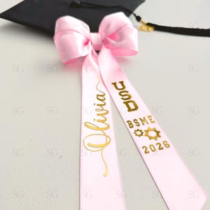 Pink Coquette Graduation Cap Hair Bow Personalized Detachable 2026 Grad Cap Topper Custom Keepsake | Preppy Grad Bow | Photo Op Ready