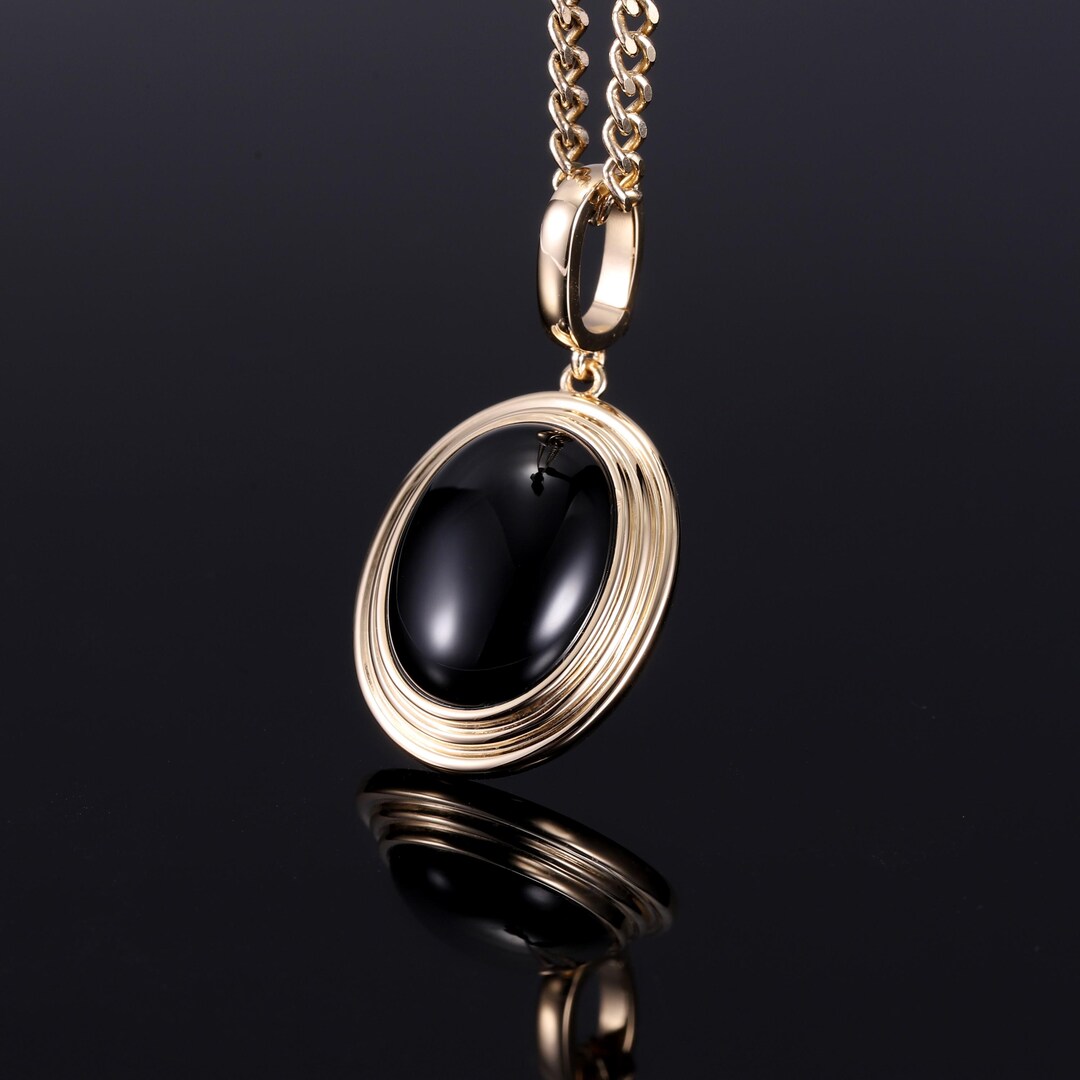 ブレスレット LESS IS MORE oval onyx necklace Minimalist 14k Solid Gold Bezel Set Black Onyx Pendant