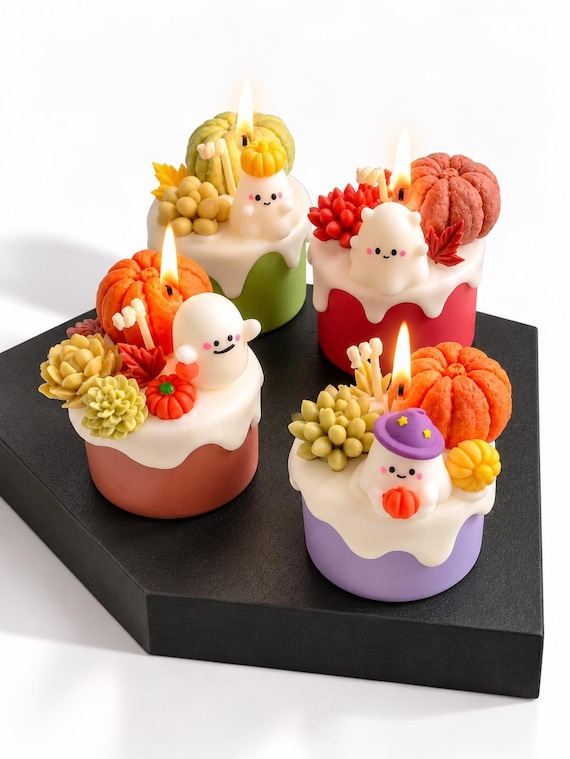 ghost candle, kawaii ghost candle, cute ghost candle, ghost fall candle, cute spooky candles, ghost cake candle, ghost mini cakes, fake cake