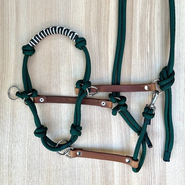 Zug-Sidepull mit zusätzlichen Knoten und Zopf-Nasenriemen aus Seil und Leder nach Maß für Vollblut, Warmblut, Kaltblut oder Pony, Farben