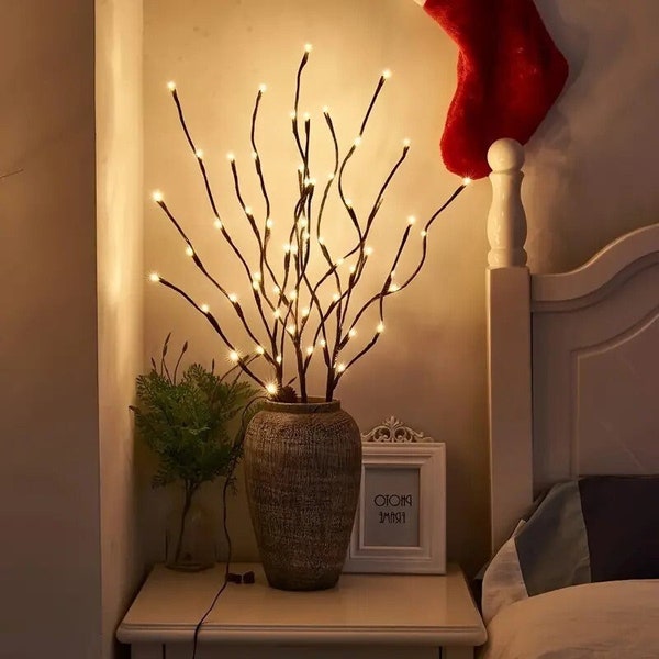 20 LED Branch Lights - Perfect for Weddings, Birthdays, and Christmas - Indoor Decoration Lighting with Fairy Lights and Branch Design