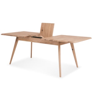 VESKOR Solid wood extendable dining table, oak table, Massiver ausziehbarer Esstisch aus Holz, table à manger extensible en bois massif.