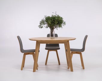 Tavolo rotondo allungabile in rovere massello: design in legno di faggio