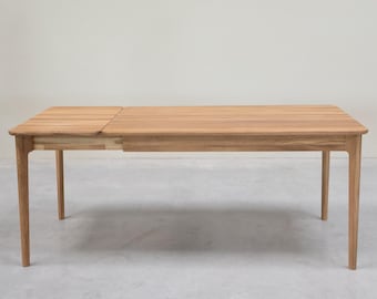 Tavolo da pranzo allungabile in rovere massello: stile scandinavo, finitura miele