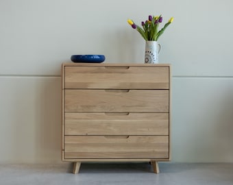 Solid Oak Wood Dresser: Nordic Style 4-Drawer Chest