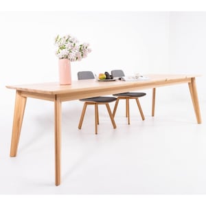 Uitschuifbare eettafel in massief houten Scandinavische stijl, Massivholz-Esstisch im nordischen, Table à manger en bois massif Style nordique, HANDGEMAAKT