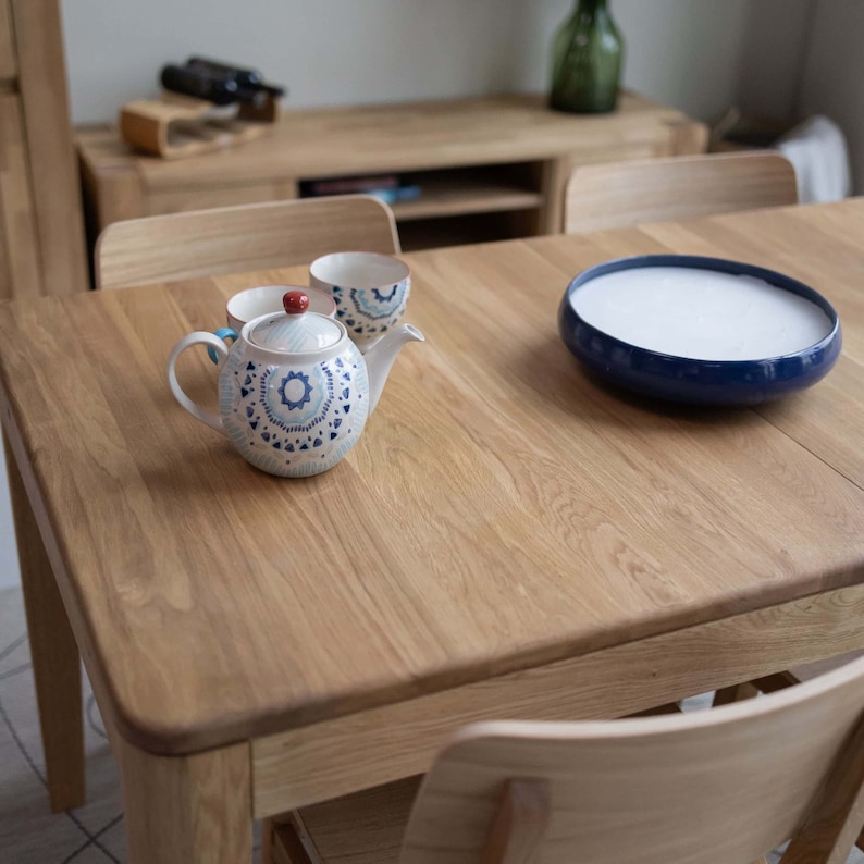 Scandinavian Large Dining Table, Solid Oak Extendable Table Table Extensible en Chêne Massif, ausziehbarer Tisch Table de cuisine extensible