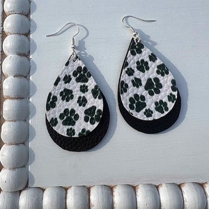 Dog Paw Print Schwarz & Weiß Faux Leder Ohrringe