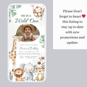 Op de afbeelding: Een digitale uitnodiging voor een eerste verjaardag, met een baby met een strohoed. Het ontwerp bevat aquarel illustraties van jungledieren zoals een giraffe, leeuw, olifant en zebra, met de tekst "He is a Wild One."