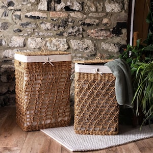 Seagrass Laundry Basket with Removable Cotton Liner, Handwoven Storage Hamper
