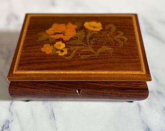 Vintage 1950's Thorens™ Swiss Music Box 