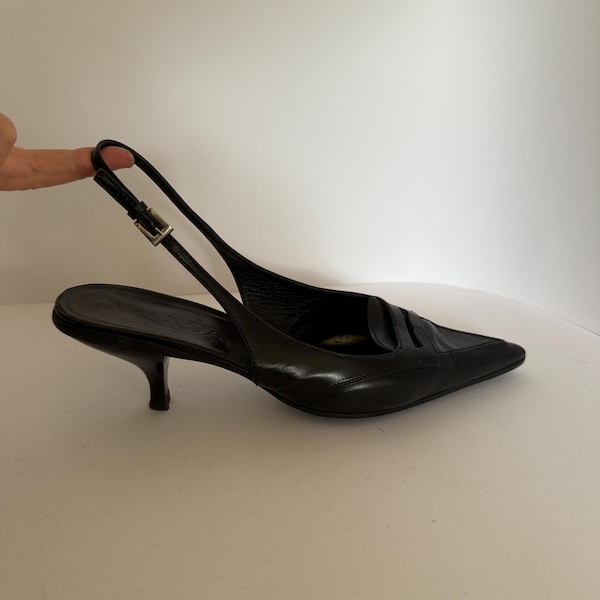 Zapatos de salón Prada negros con tira trasera, piel vintage, años 90-2000