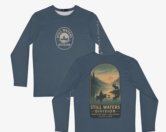 Maglietta da pesca a maniche lunghe Still Waters Division Lake Series Trini Skies Gear perfetta per i pescatori, regalo di pesca Coastal Vibes USA