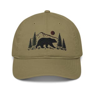 Gorra de papá bordada con oso negro natural y orgánico