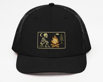 Hoed met rechthoekige patch kampvuur skelet – Richardson 112 Trucker, Halloween Heritage-pet