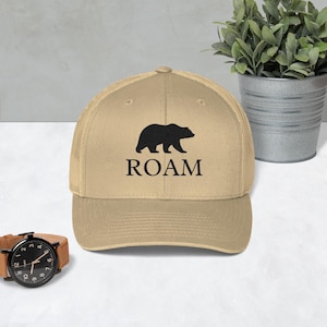 Gorra de camionero bordada con la palabra "Black Bear ROAM", parte trasera de malla ajustable, ideal para acampar, hacer senderismo y para regalar