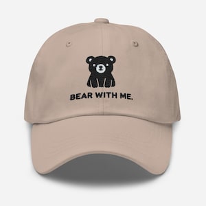 Gorra de papá bordada con la frase "Oso negro, lleva un oso conmigo", gorra ajustable de perfil bajo, excelente regalo, gorra para acampar, gorra para hacer senderismo