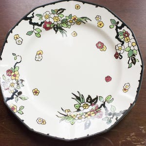 26 cm Royal Doulton, Woburn pattern, White Flowers, dinner plate, Royal Doulton, collectable plate