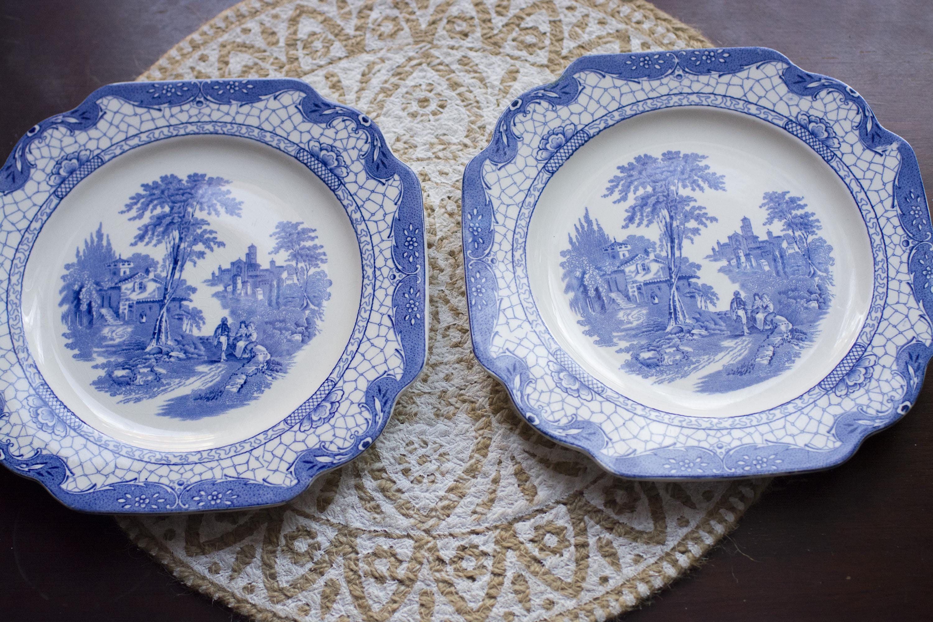 八角形の白青花柄陶器皿 8枚セット 青と白の花