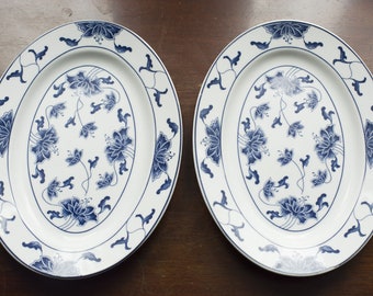 Ensemble de 2 assiettes ovales en porcelaine de Chine, marquées Tatung Taiwan, Chine durable, assiettes bleues, motif de fleurs bleues, plat de service, plat ovale
