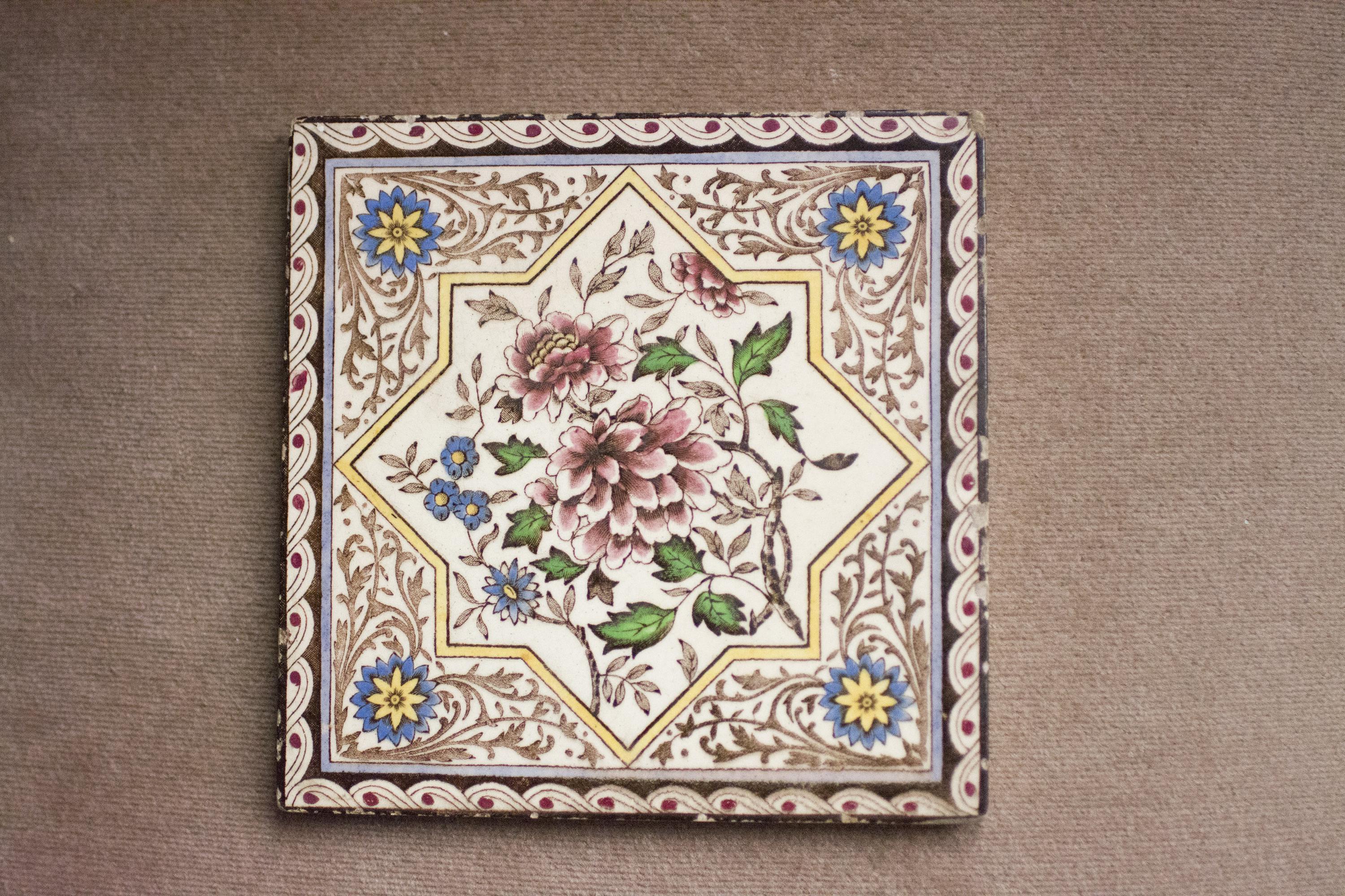 Tale of the Tile｜パキスタンのタイル美術書（英語）タイルデザイン