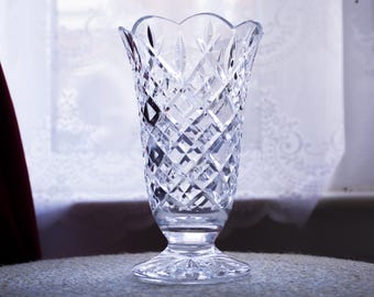 21.5 cm (8 1/2") Vintage Waterford crystal vase, Flower Vase Vases and Urns, glass crystal vase, hand-cut glass vase RARE ITEM