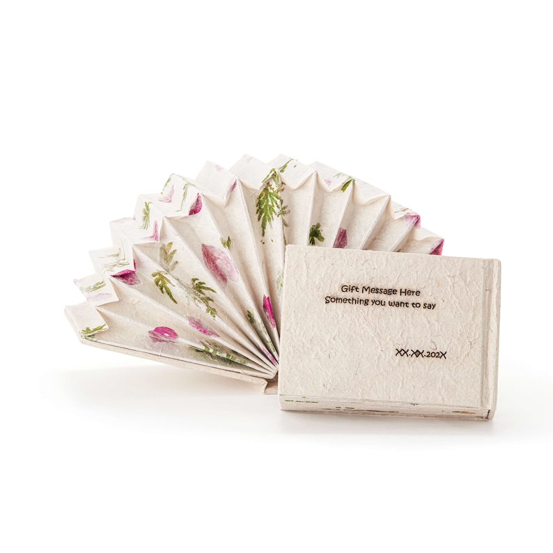 Handgjord pappersblomlampa för unik heminredning, nattlampa med blommotiv personliga presentidéer för födelsedagspresenter till henne, present till ny heminredning bild 3