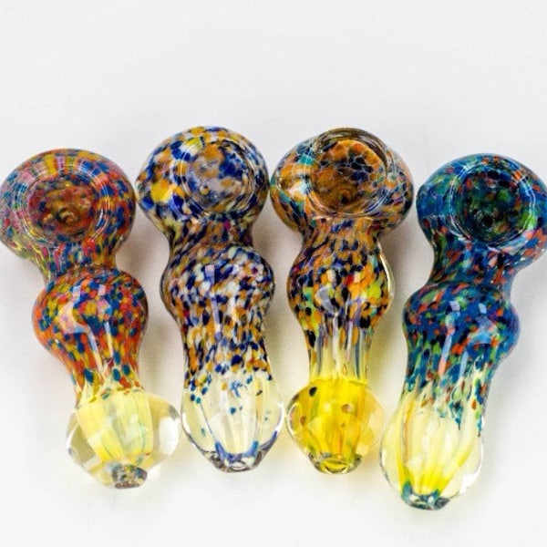 Buy 1 get 1 Free Mystery Glass Pipes Smoking Hand Pipe Glass Handmade Unique Bowl for Smoke Pretty Cheap Colored Tobacco Pipe Gift