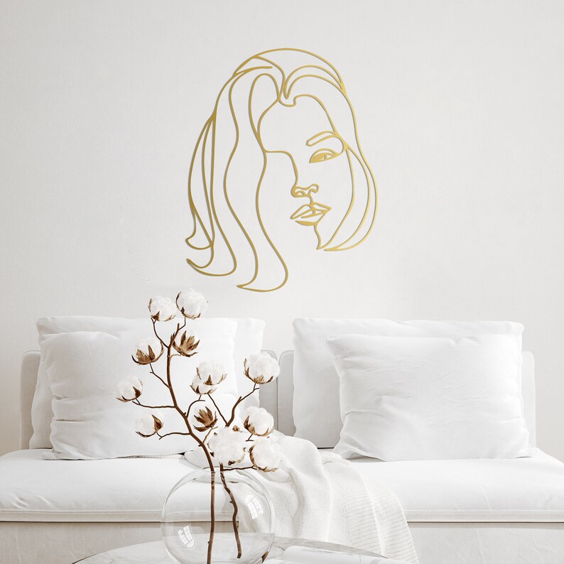 Minimalist Woman Line Art: Metal Wall Decor - Etsy