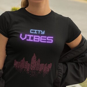 City Vibes | Women&#39;s Slim Fit Tee