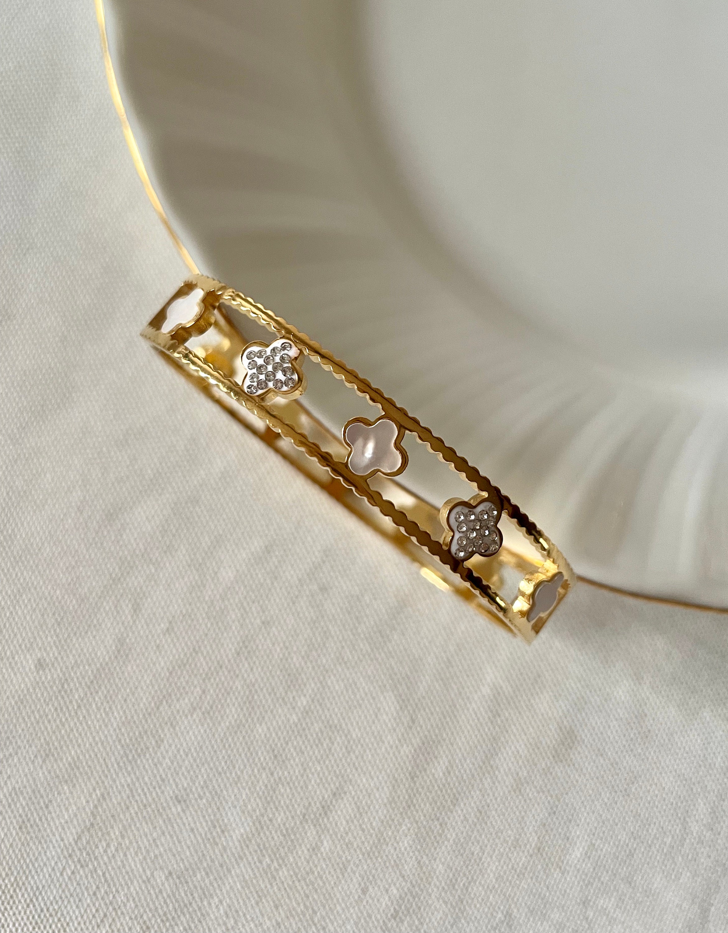 Gold Clover Bangle/ Clover Bracelet/bangle for Women/christmas Gift ...