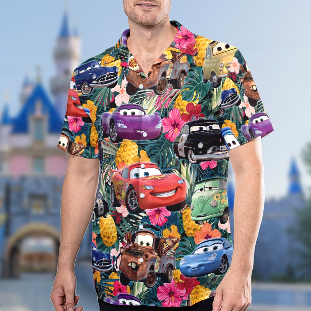 Discover ディズニー カーズ メンズ レディース ハワイアン アロハシャツ ディズニーランド ディズニーキャラクター Summer Vacation プレゼント