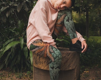 High-Waist Leggings - Unique Floral Yoga Pants for Women, Including Plus Sizes, Fitness Enthusiasts and Athleisure Fashionistas.