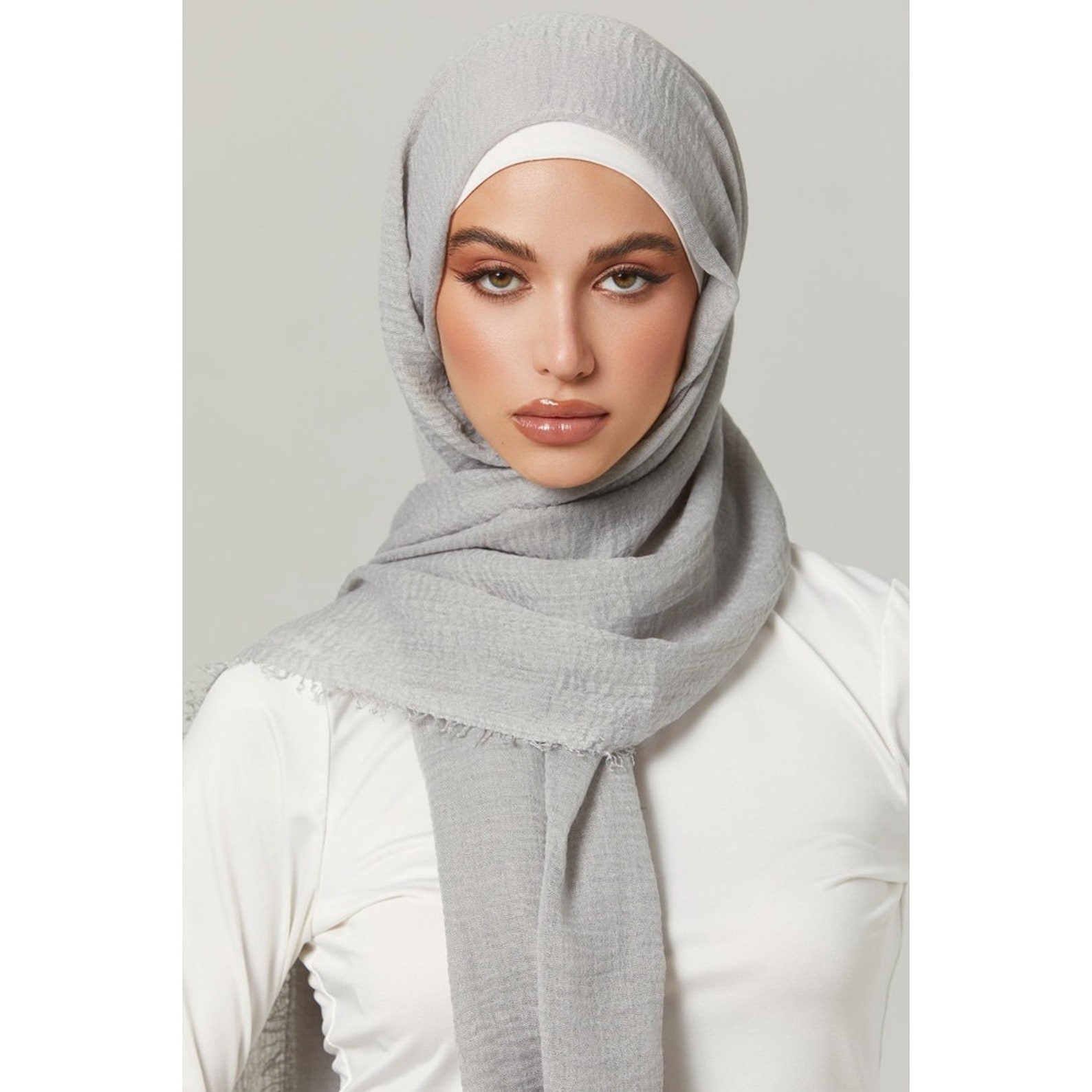 gaya hijab pashmina crinkle