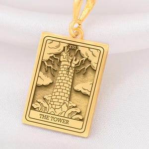 14K Gold The Tower Tarot Charm Halskette, Major Tarot Card Silver Accessoire, Perfekt für Tarot Liebhaber & Heiler, personalisierter Tarot Schmuck