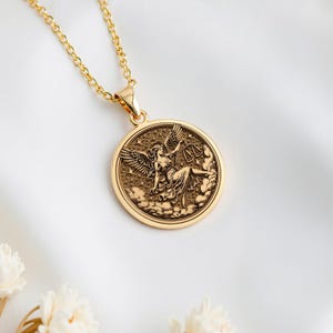 14K Solid Gold Libra Zodiac Necklace- Constelattion Scale Pendant Birthday gift