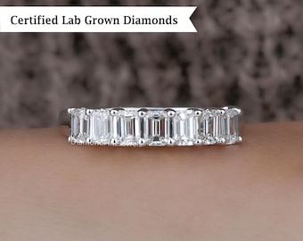Anello di fidanzamento con diamanti coltivati in laboratorio taglio smeraldo 14K, anello mezza eternità