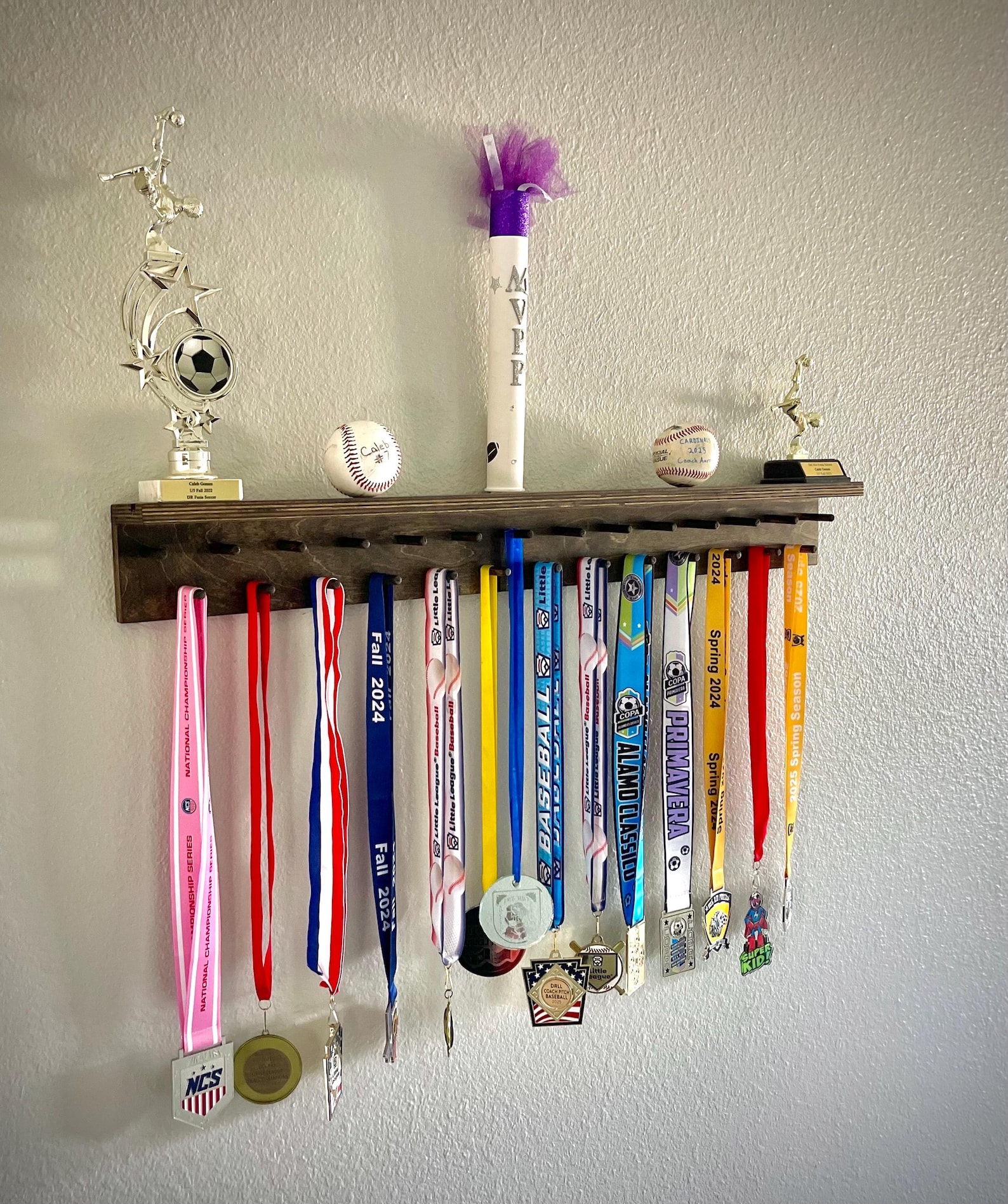 Medal Awards Trophy Shelf Rack / Medal Display Rack / Medal Holder ...