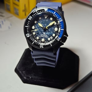 Custom Automatic Watch S-Mod - Darth SKX