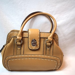 Vintage Beige Vinyl Top Handle Purse Handbag 7 x 10 Inches