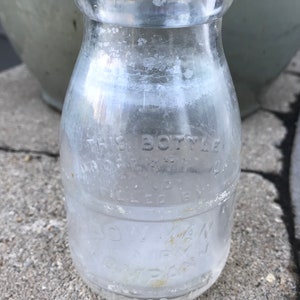 1920s Bowman Dairy Company Half Pint Milk Bottle image 3